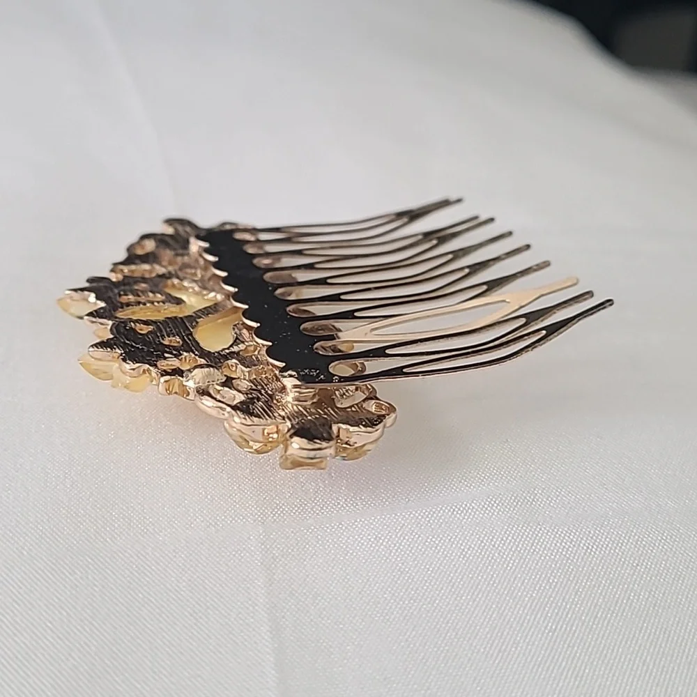 Floral Jeweled Hair Comb Accessory
